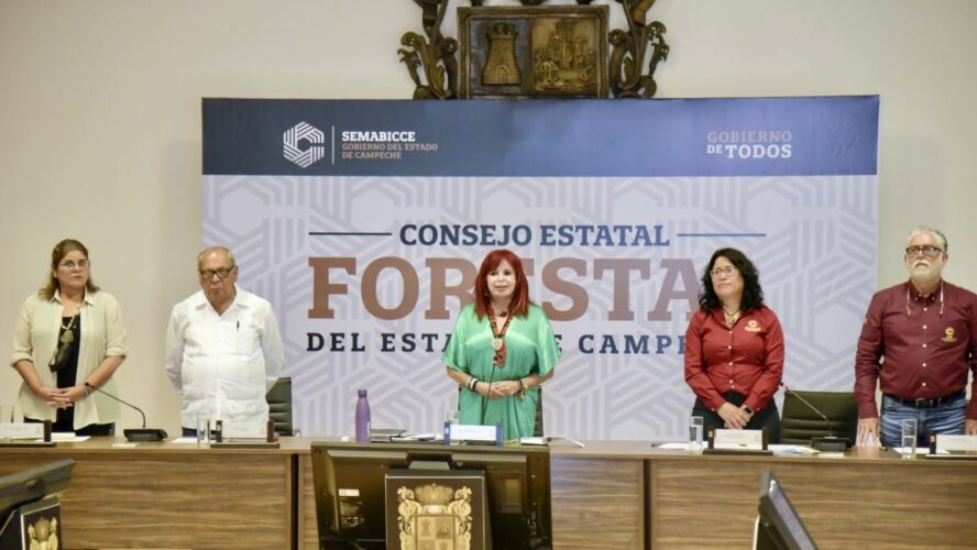 Instalación y toma de protesta de los nuevos integrantes del Consejo Forestal del Estado de Campeche