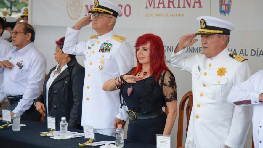 Ceremonia del Día de la Marina Nacional