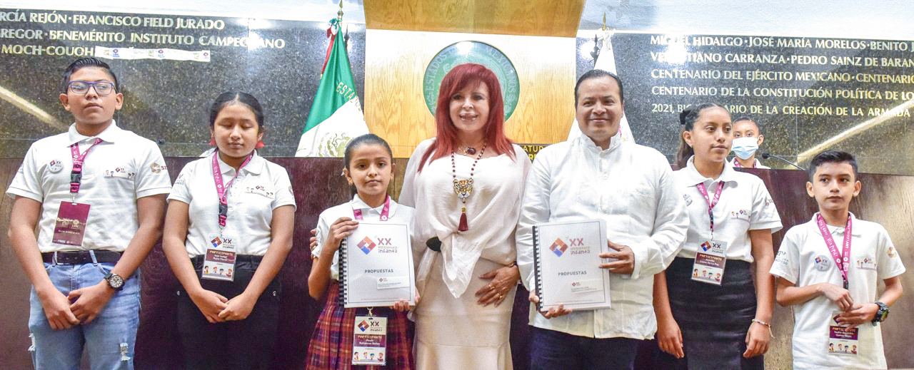 Sesión de instalación de la XX Legislatura Infantil del Congreso Campeche