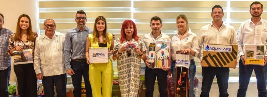 Empresarios carmelitas hacen donaciones para el CERESO