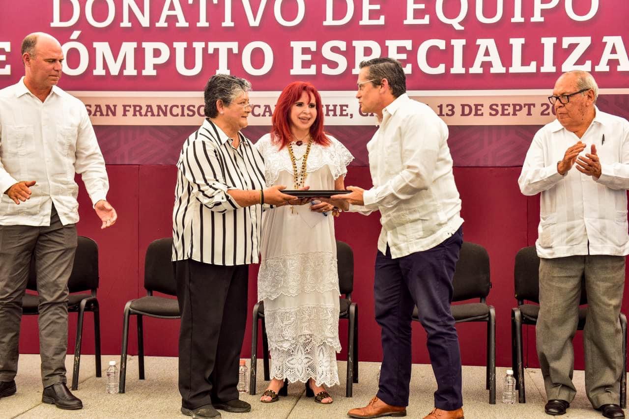 Donativo de Equipo de Cómputo Especializado