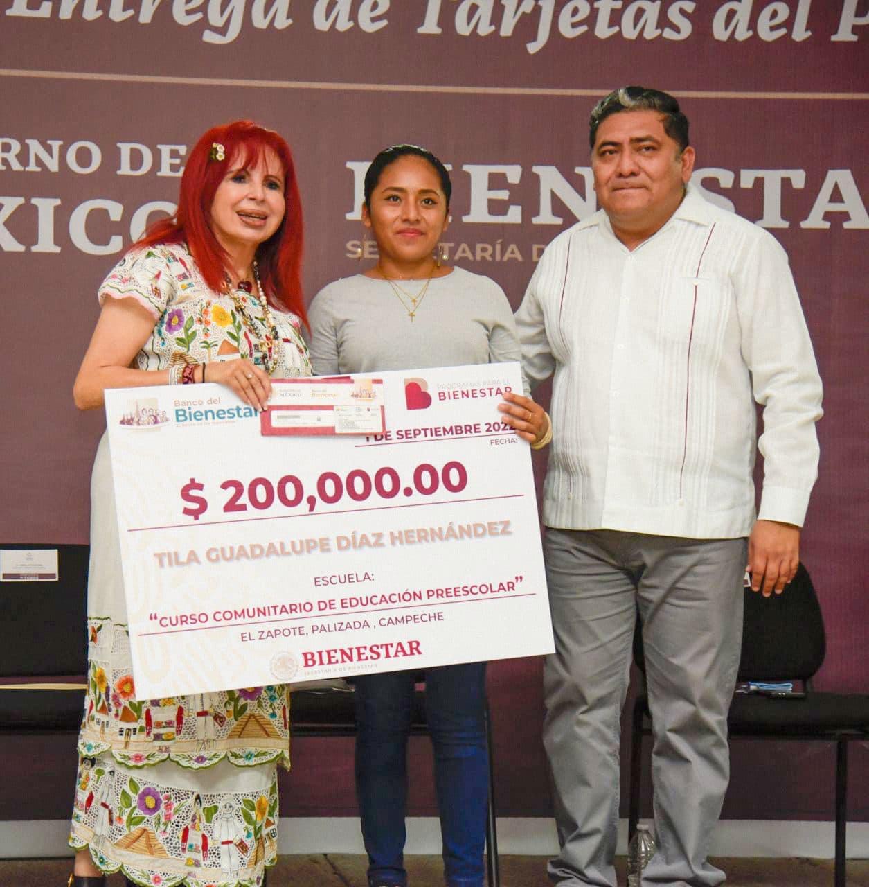 Operativo Entrega de Tarjetas del Programa La Escuela es Nuestra