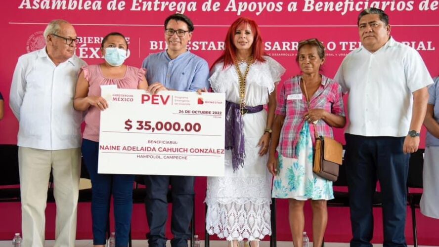 Asamblea de Entrega de Apoyos a Beneficiarios del Programa Emergente de Vivienda