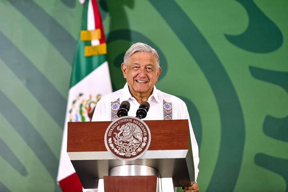 Aeropuertos de Campeche y Ciudad del Carmen serán manejados por la Secretaría de la Defensa Nacional y la Secretaría de Marina respectivamente