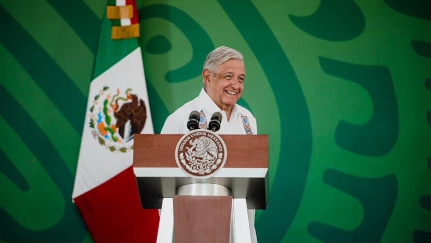 Conferencia de prensa matutina en Campeche