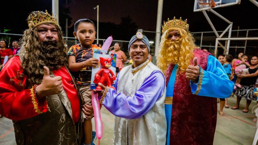 Caravana de los Reyes Magos en San Nicolás, Calkiní