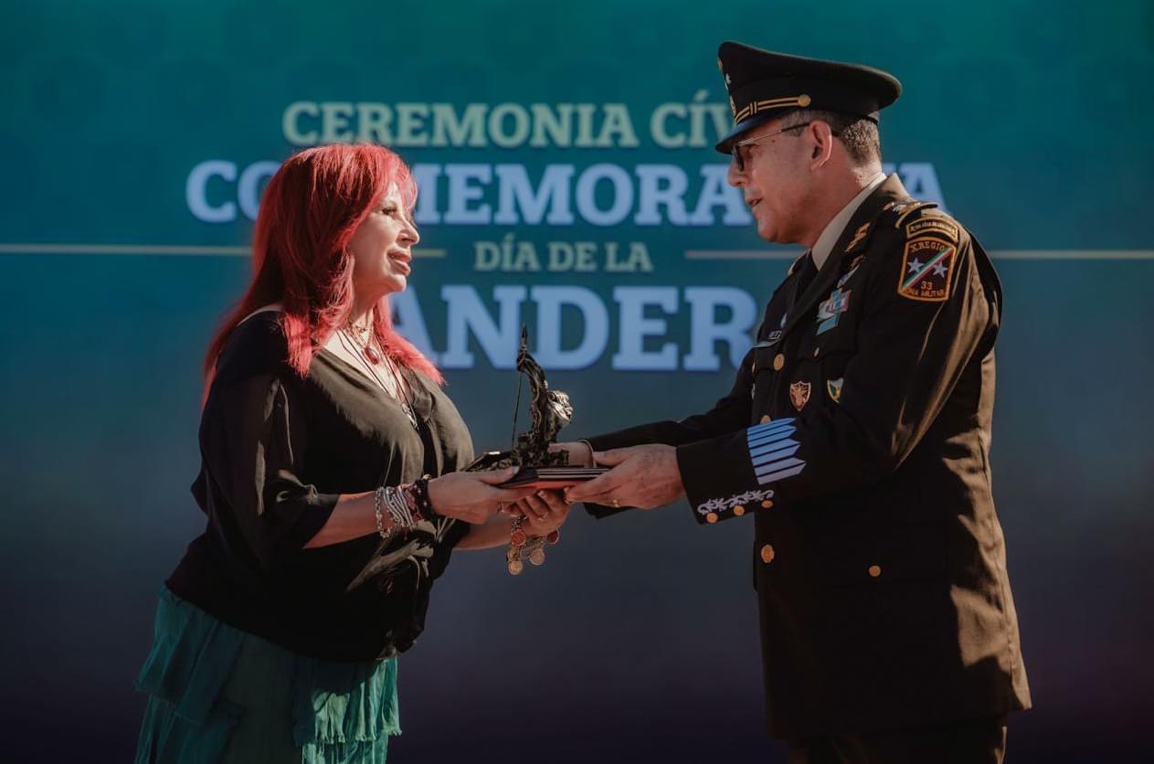 Ceremonia Cívica Conmemorativa Día de la Bandera
