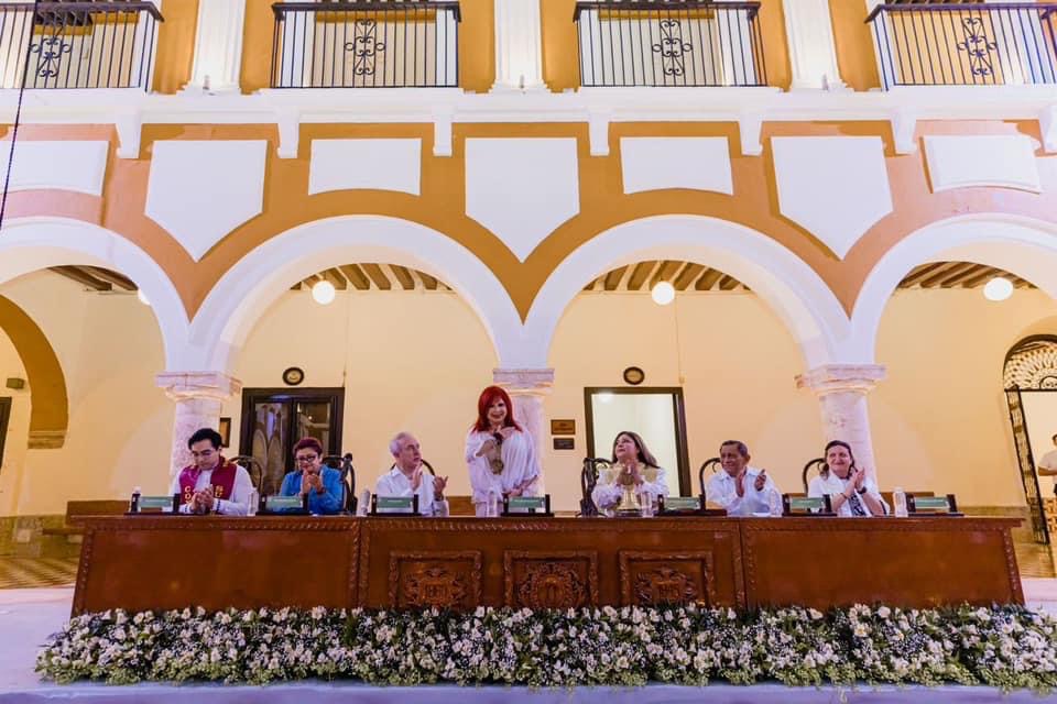 Sesión Extraordinaria Solemne del Consejo Superior del Instituto Campechano Oficial