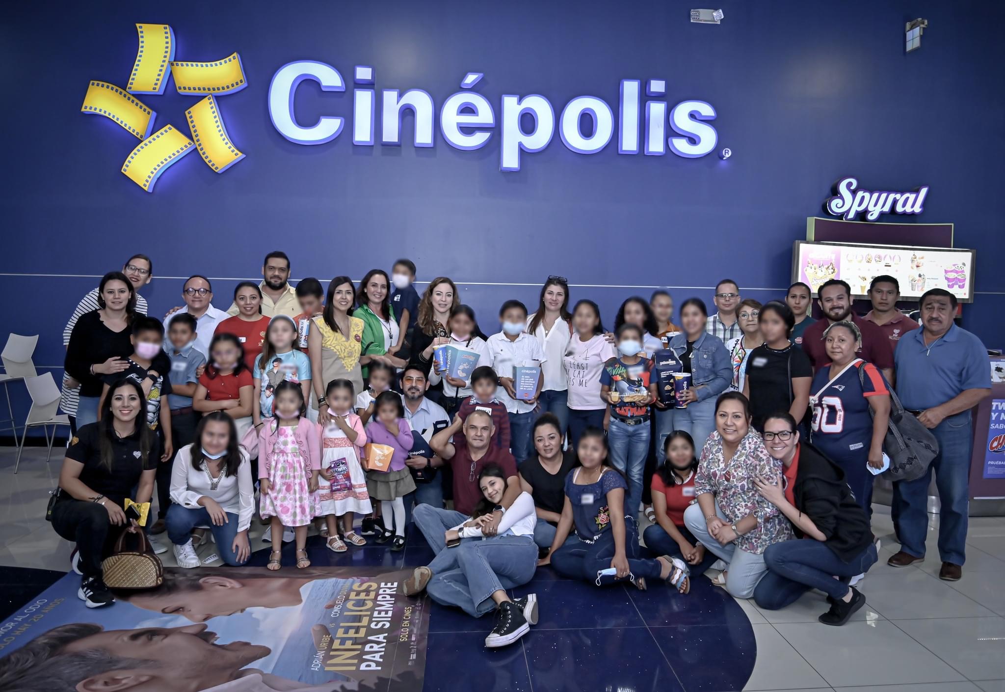 Centro Asistencial María Palmira Lavalle lleva a sus niños, niñas y adolescentes al cine