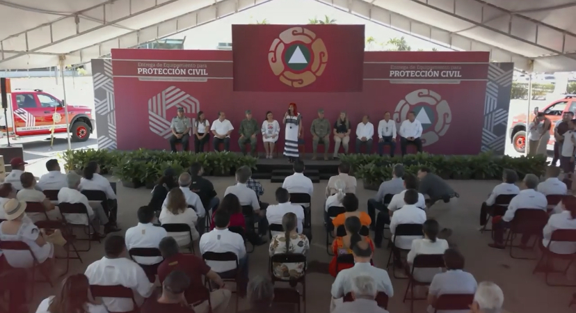 Entrega de Equipamiento a Protección Civil