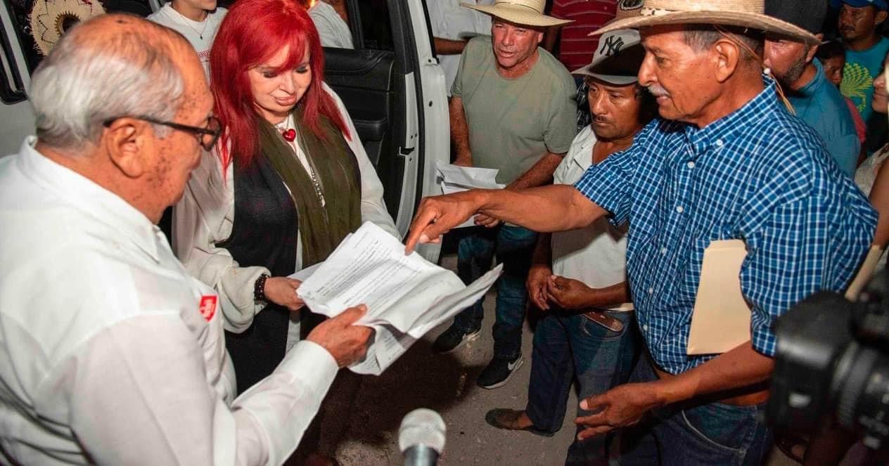 Atendiendo peticiones de ciudadanos de Xpujil