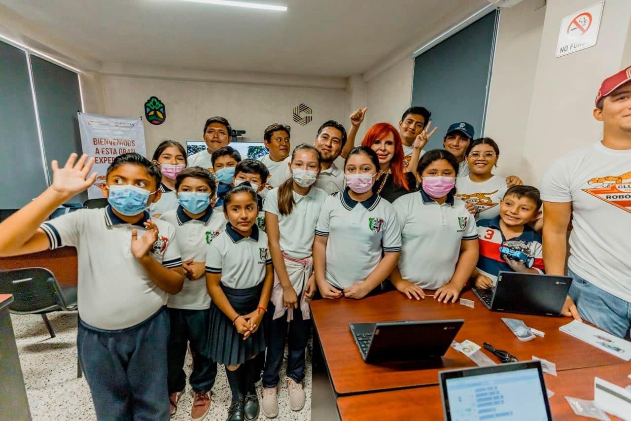 Puesta en marcha de la Biblioteca Digital Seybaplaya
