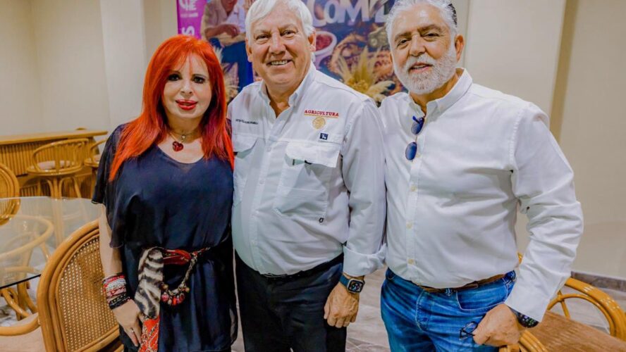 Visita del Secretario Víctor Villalobos