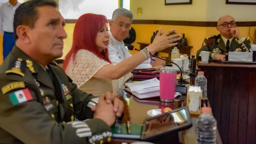 Trabajando a favor de los campechanos