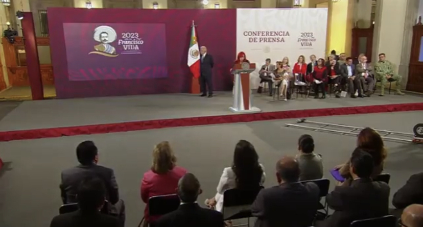 Hablando del Tramo 7 en la Conferencia Matutina