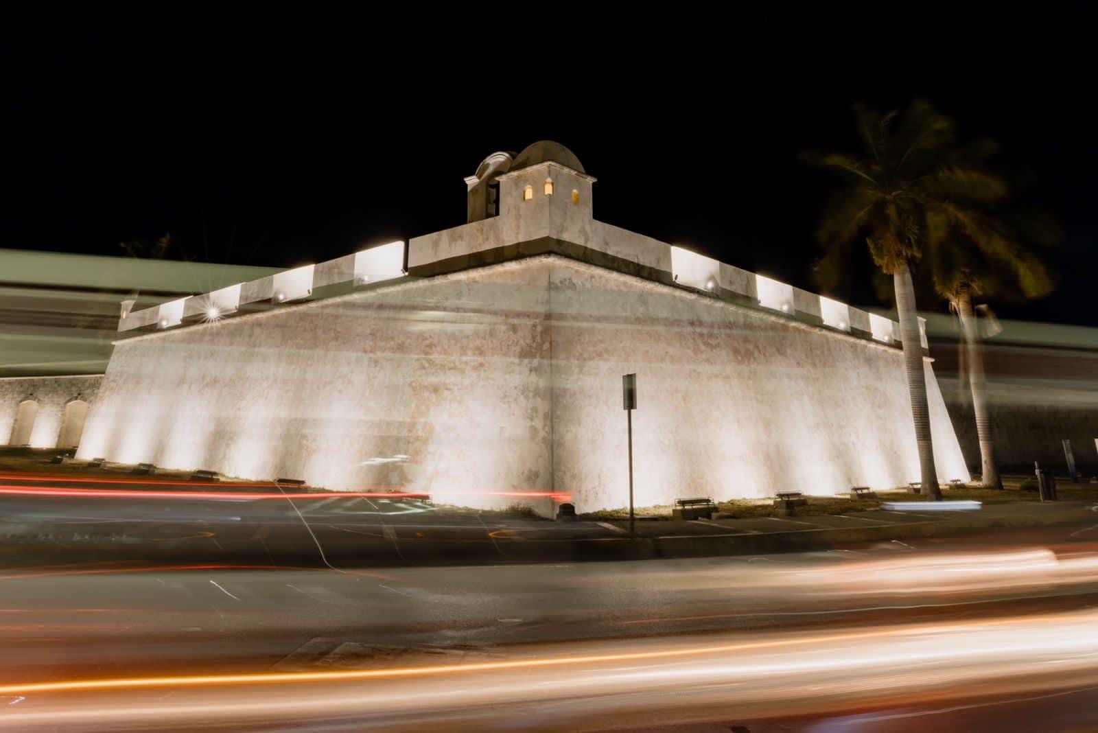 Hermoso Centro Histórico iluminado