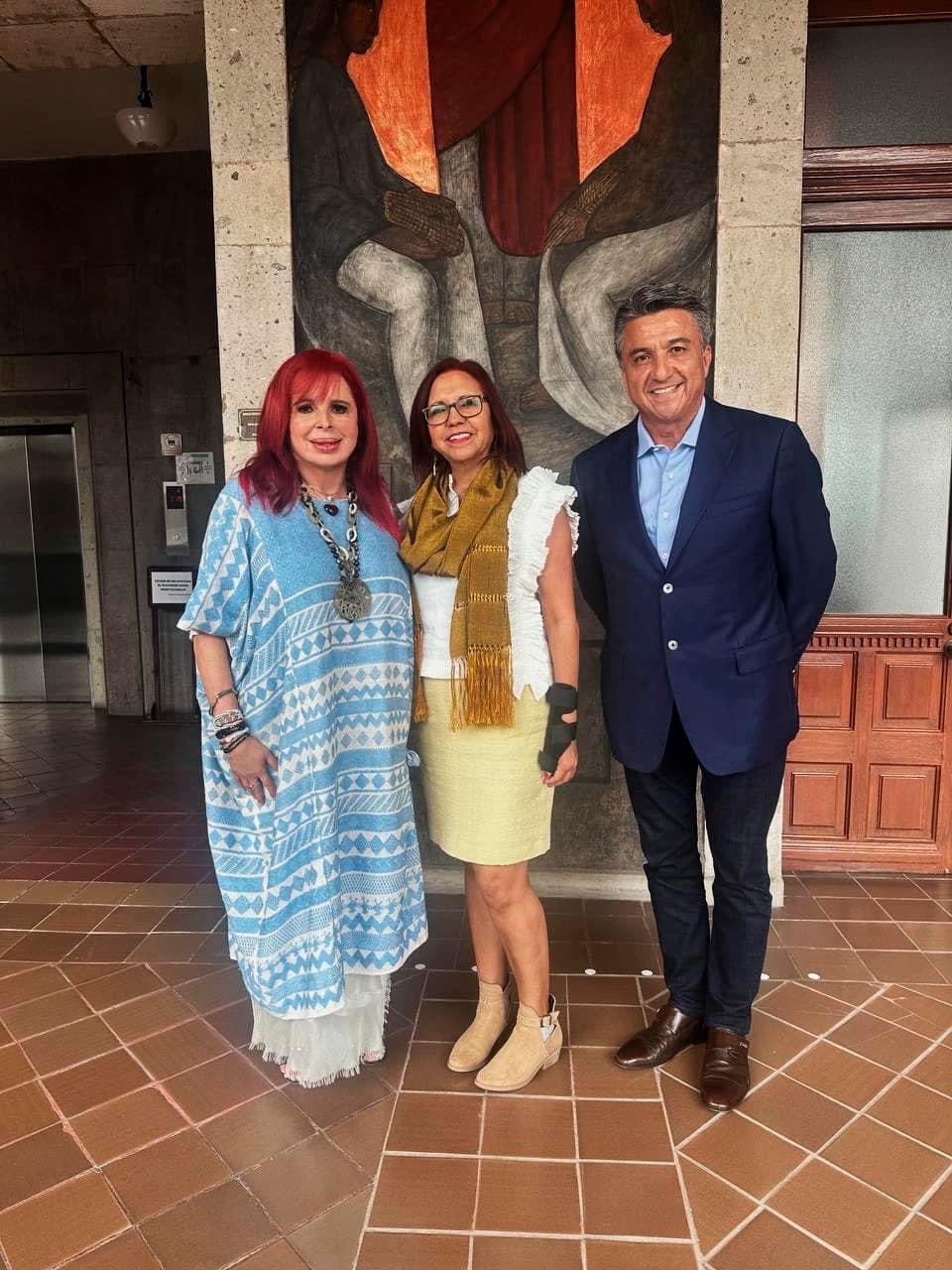 Trabajando en beneficio de la educación en Campeche