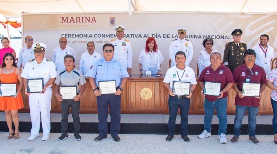 Ceremonia Conmemorativa al Día de la Marina Nacional
