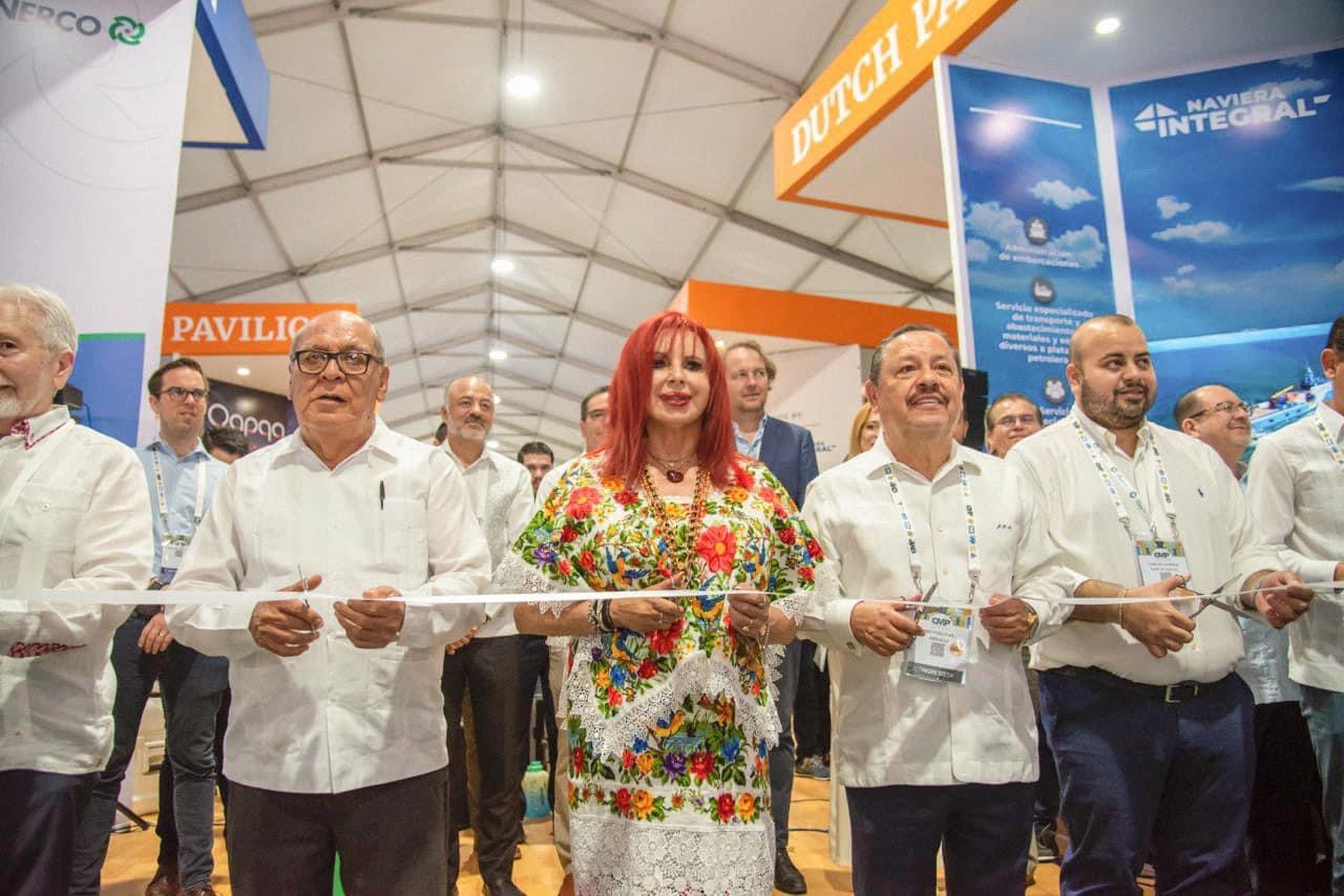 Inauguración del Pabellón Holandés en el Congreso Mexicano del Petróleo.