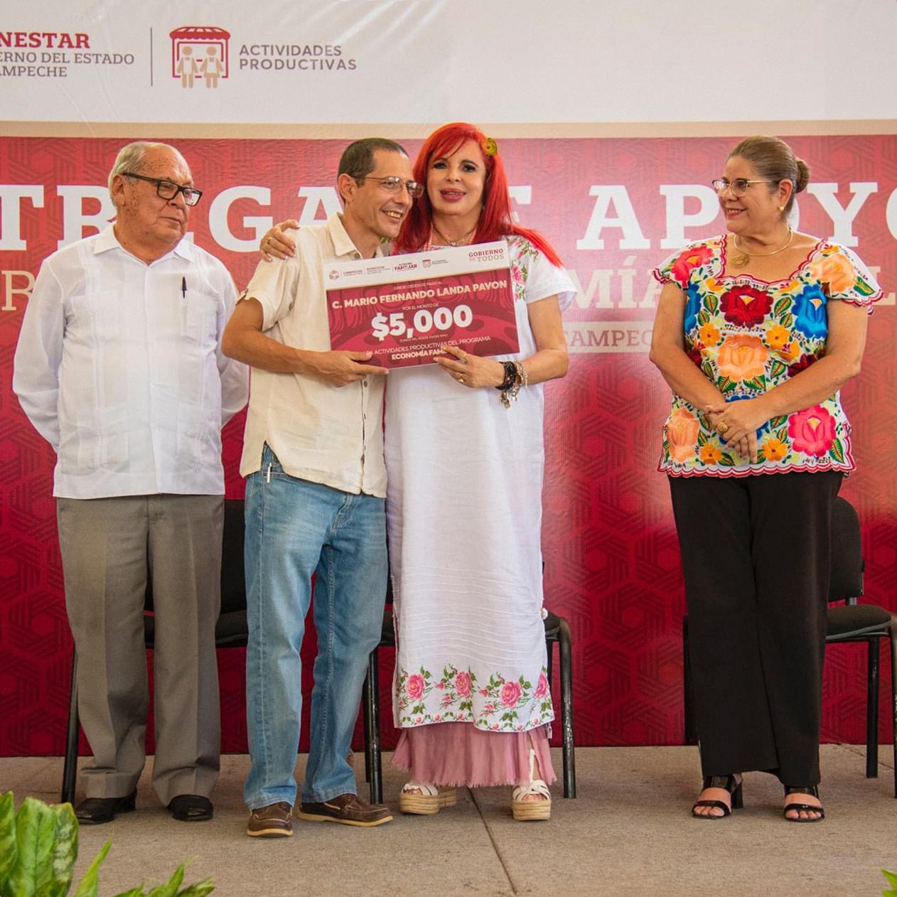 Entrega de Apoyos del Programa Economía Familiar