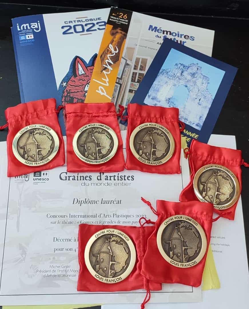 En el Concurso Internacional de Artes Visuales “Graines d’artistes du monde entier”, fueron 18 obras premiadas de la Academia de Artes Contemporánea Perla de Ciudad del Carmen