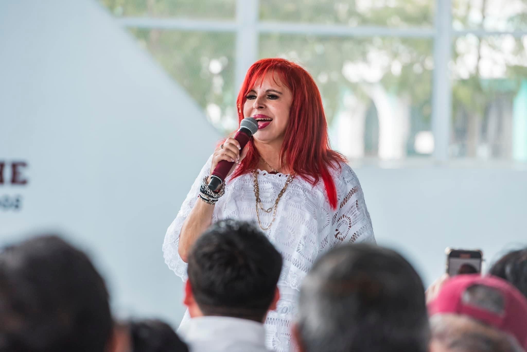 Inauguración de la cancha de usos múltiples en la colonia Las Mercedes, Champotón