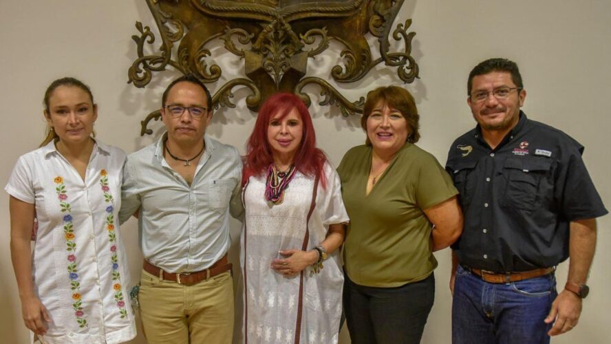 Reunión con representantes empresariales y autoridades estatales y federales del sector pesquero