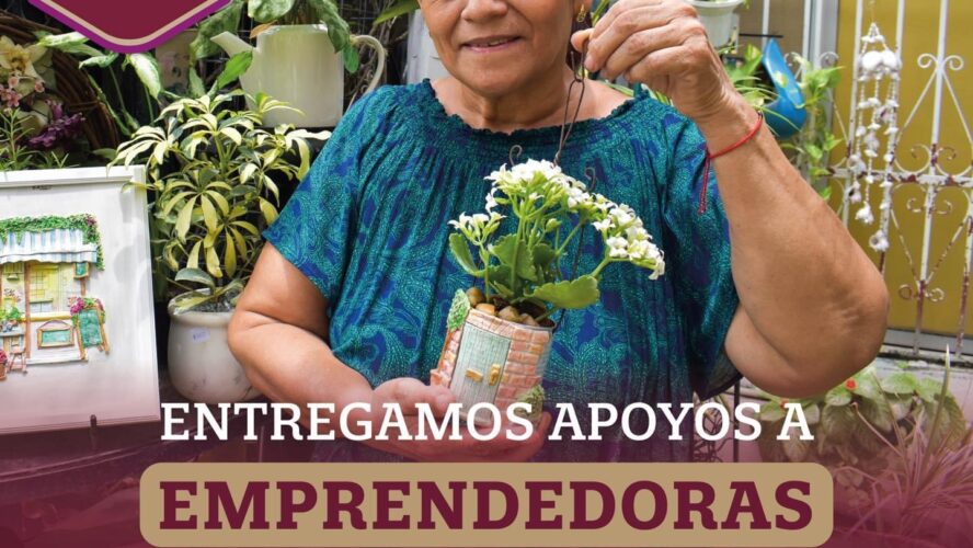 Entregamos apoyos a emprendedoras