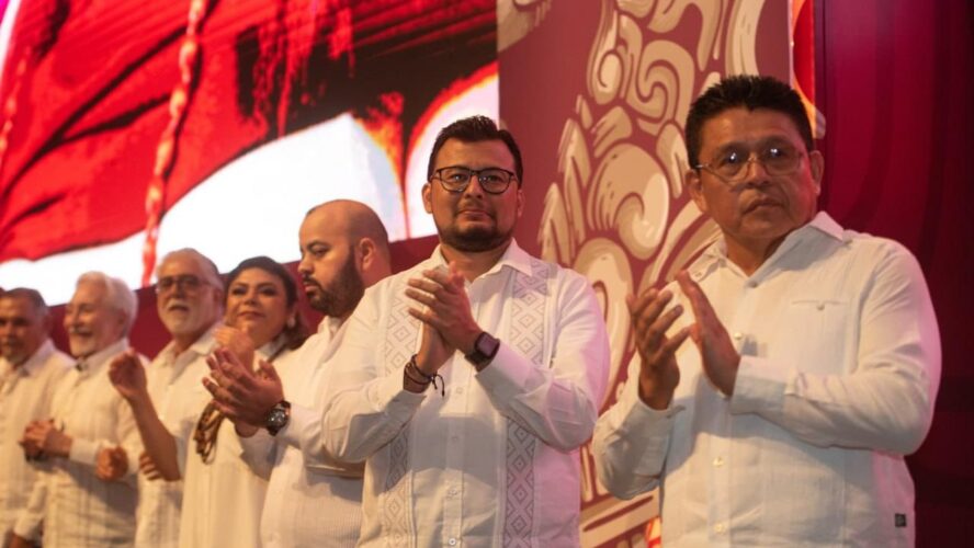 Conectamos escuelas, hospitales, recaudadores, oficinas de Gobierno y bibliotecas digitales
