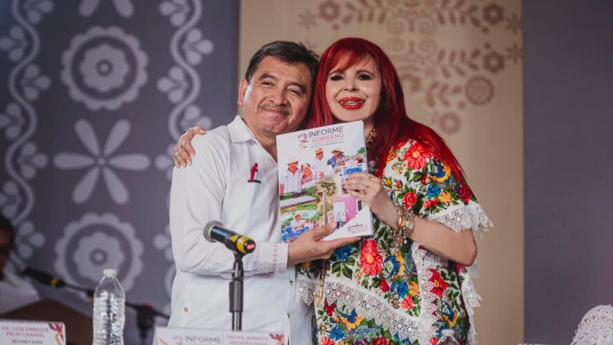 2º Informe de Actividades, alcalde de Dzitbalché