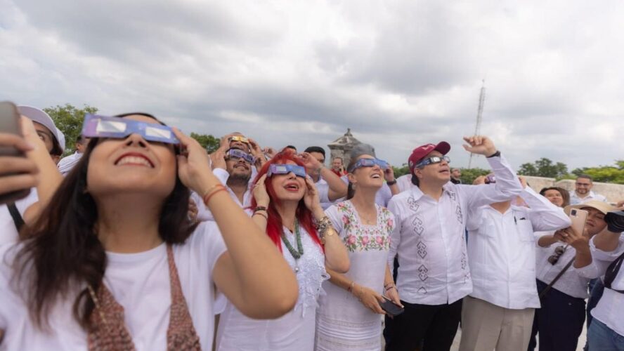 Vimos junto a Claudia Sheinbaum y Mario Delgado el eclipse solar a anular