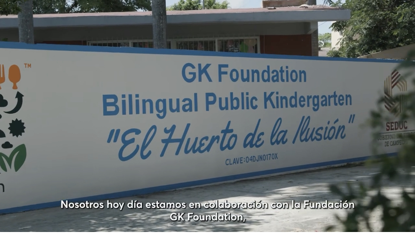 Jardín de Niños El Huerto de la Ilusión, la 1ª escuela pública bilingüe en el país.