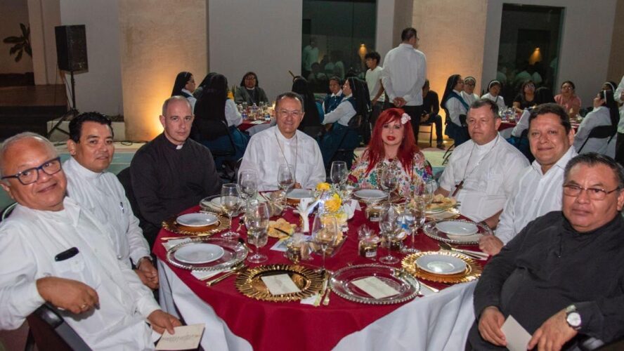 Cena con el Prebisterio