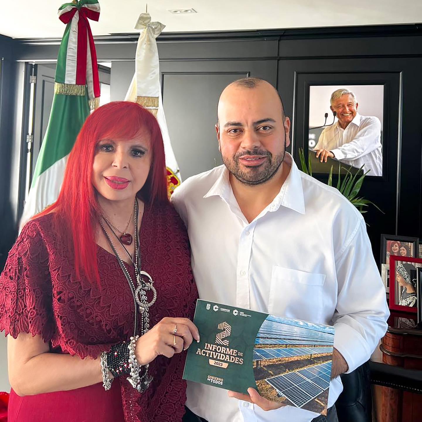 Entrega del 2º reporte anual de actividades del director de la Agencia De Energia Del Estado De Campeche