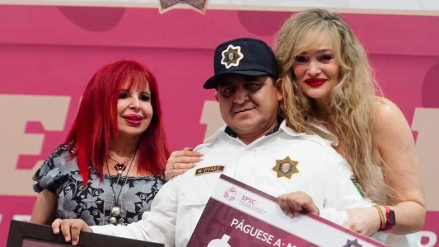 Premio al Mérito Policial para Mario Alberto Vivas Castillo