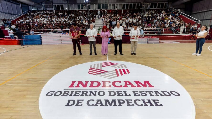 Inauguración de la rehabilitación del gimnasio Manuel Prego Galera