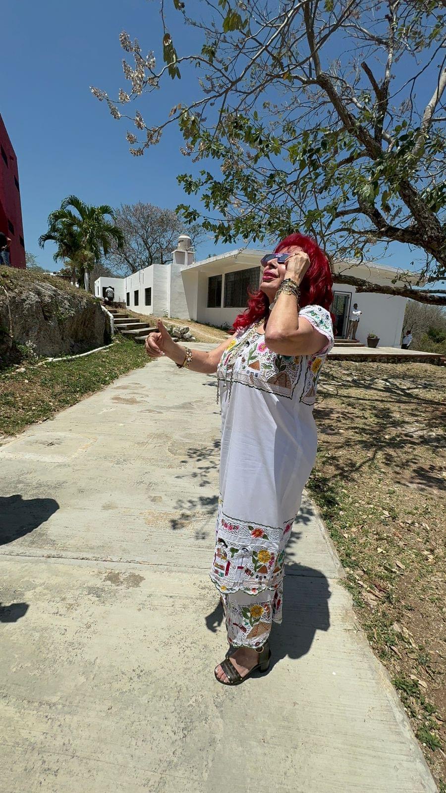 Viendo el eclipse solar