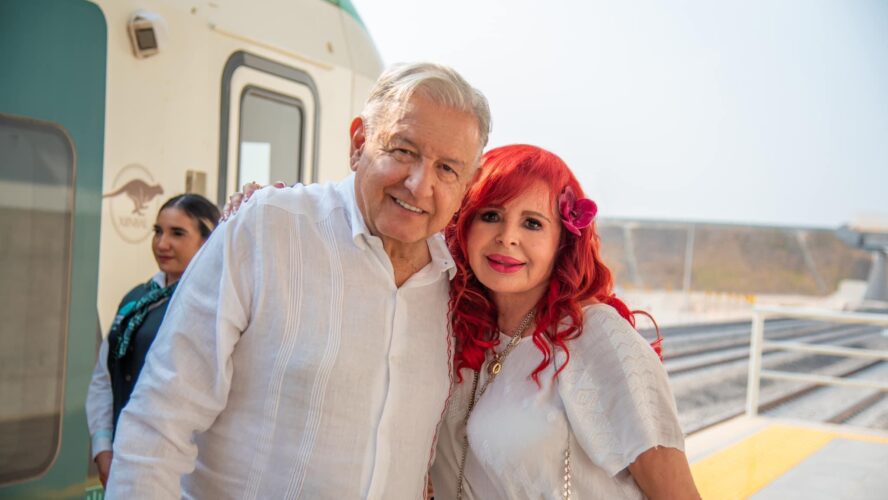Con un visitante de lujo, nuestro Presidente
