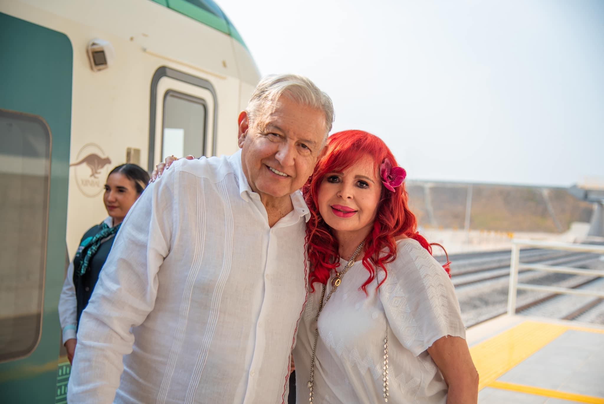 Con un visitante de lujo, nuestro Presidente
