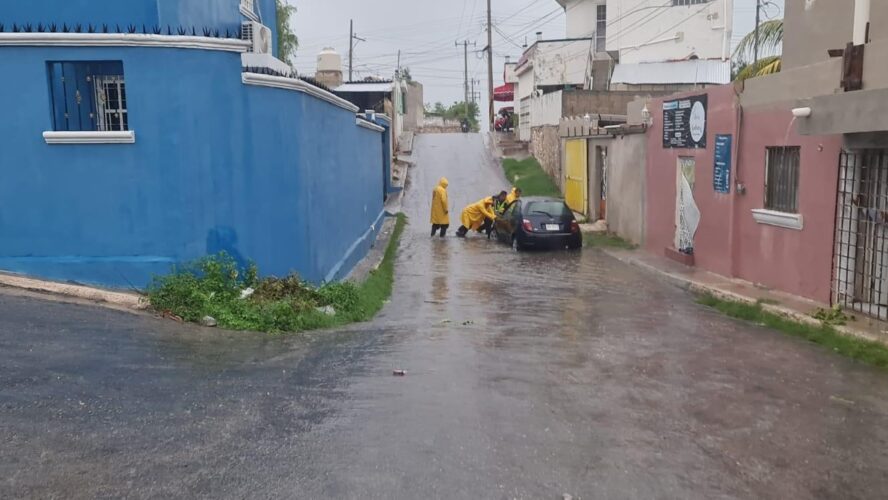 Seproci prestó auxilio a un ciudadano que se quedó su vehículo varado