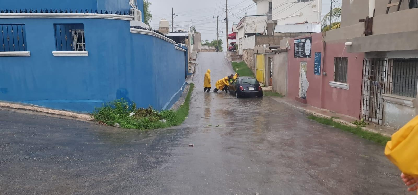 Seproci prestó auxilio a un ciudadano que se quedó su vehículo varado