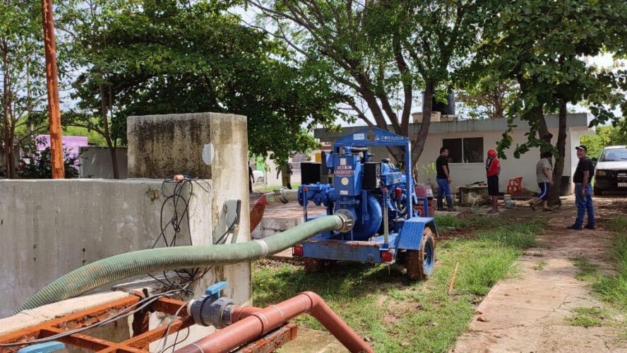 Se instalaron bombas para el desalojo de agua en el cárcamo de rebombeo de la Planta de Tratamiento de Siglo XXI y en la alcantarilla que está cerca del cárcamo.