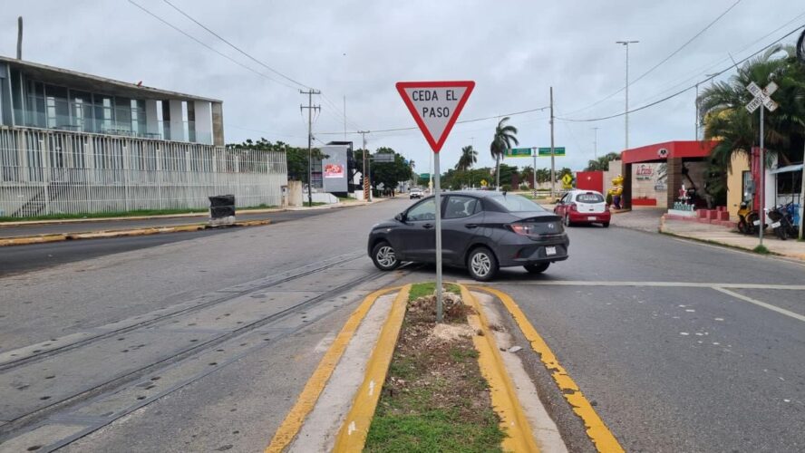 Reinstalamos señalética en el malecón