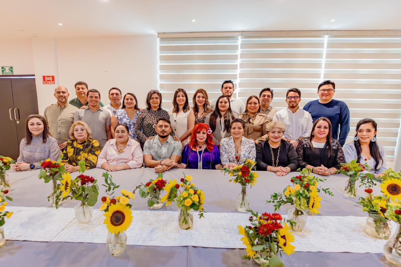 Reunión con los diputados locales de la #4T