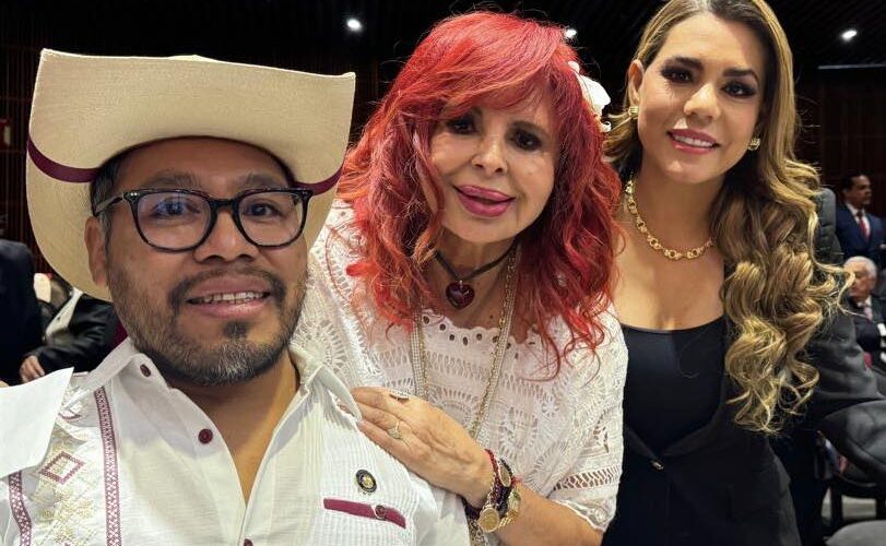 Foto con la incansable gobernadora de Guerrero, y el diputado