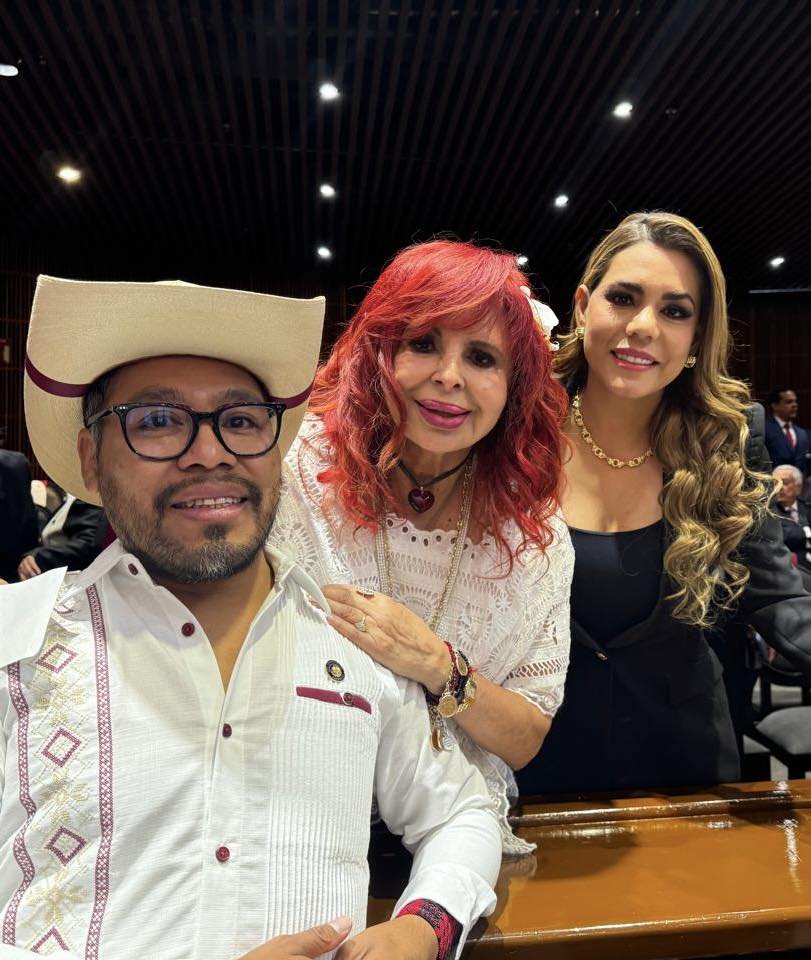 Foto con la incansable gobernadora de Guerrero, y el diputado