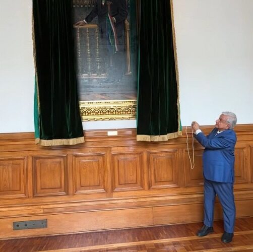Revelamos en Palacio Nacional el retrato al óleo