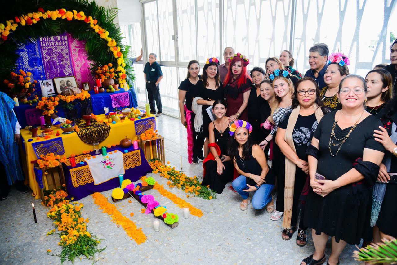 “Edzná Nohochna” (casa grande), “Altar de los Muertos”, “Altar de Alebrijes” y “Altar de Mascotas”