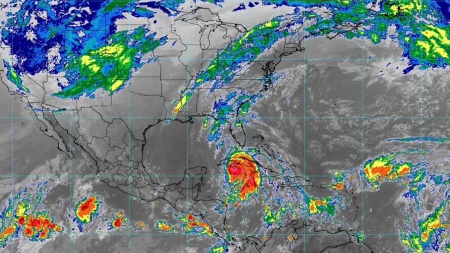 Huracán Rafael ingresará al Golfo de México mañana jueves