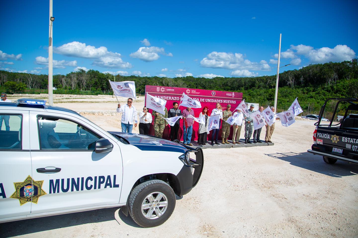 Inauguración del 1er corralón de la Policía de Campeche llamado Balam y banderazo de salida a 59 unidades policiales